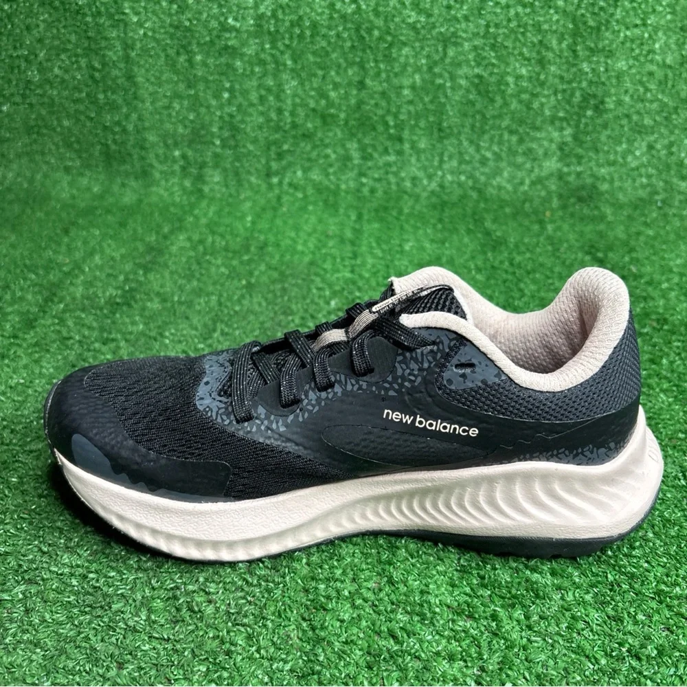 New Balance Womens Wtntrlb5 Black Hiking Shoes Size 6 - NEW‎